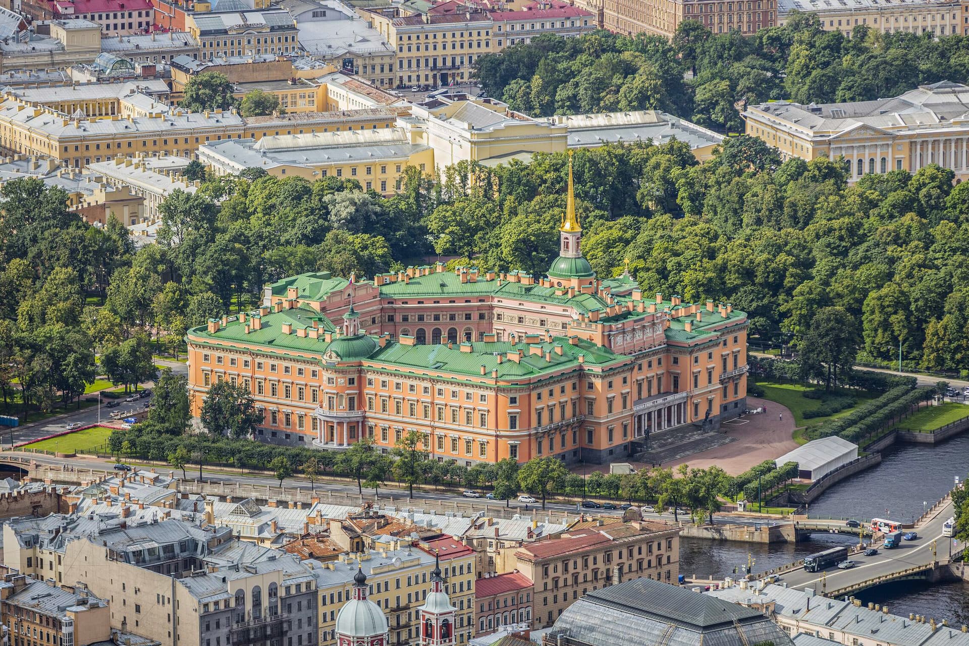 Михайловский (Инженерный) замок