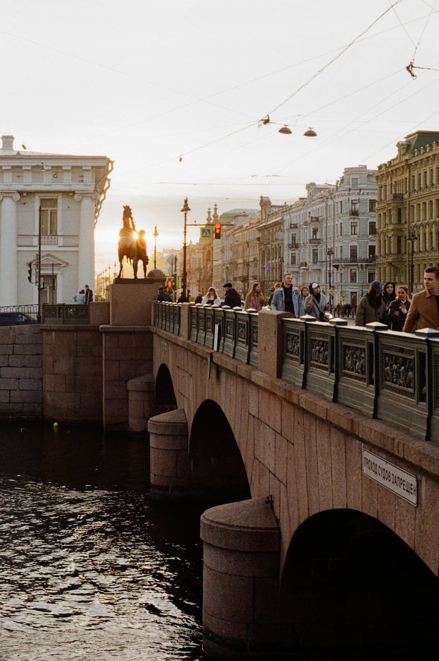 Аничков мост