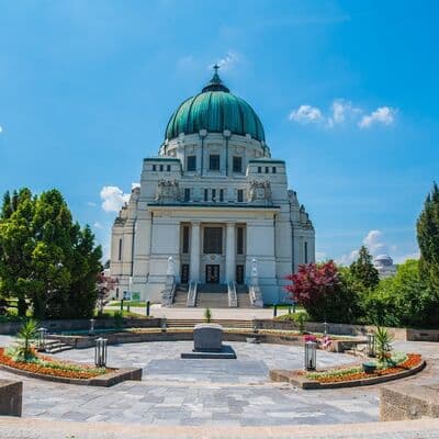 Центральное кладбище