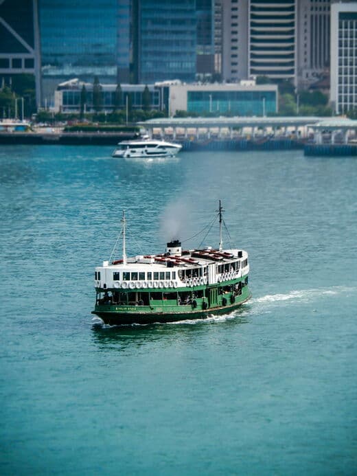 Паром Star Ferry