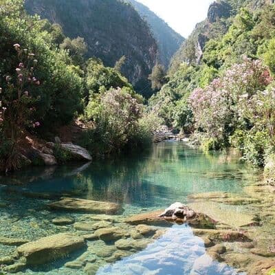 Водопады Акшур